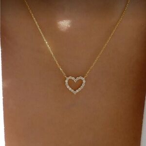 Gold heart necklace